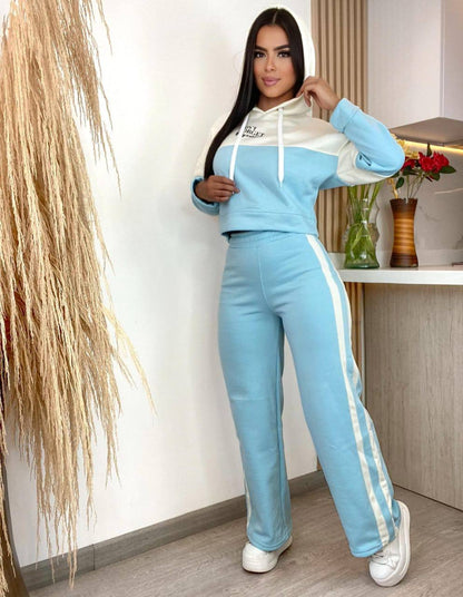 gid://shopify/MediaImage/24692651786334